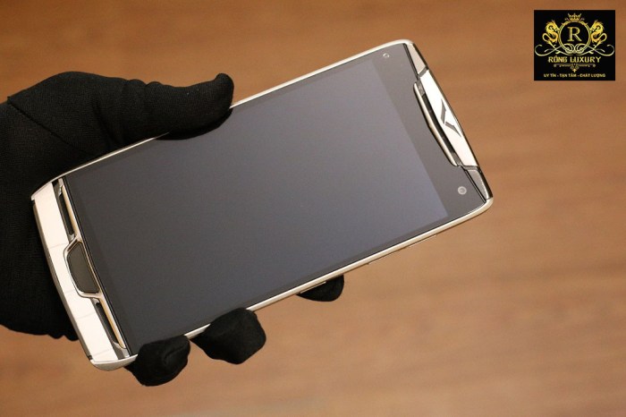 Vertu Constellation X