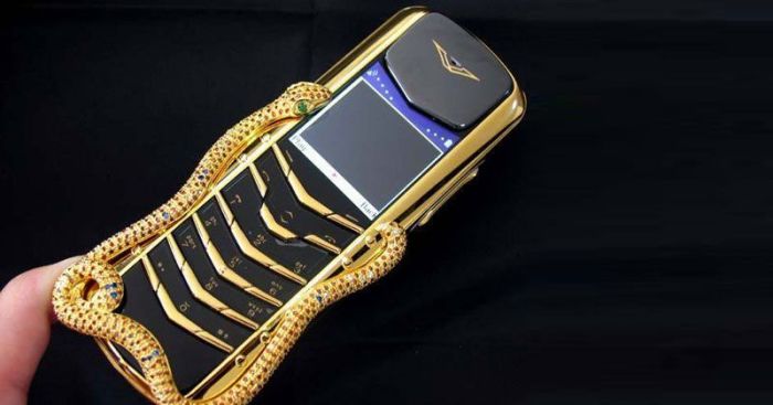 Vertu Announces Signature Cobra For Rs 2.3 Crore Vertu Cobra Signature